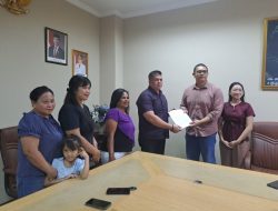 Kesulitan Air Bersih, Legislator Sulut Henry Walukow Terima Aduan Warga Desa Laikit