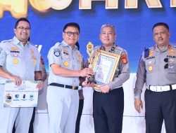 Korlantas Polri Serahkan IRSMS Award kepada Polda dan Polres yang Sigap Melaporkan Kecelakaan