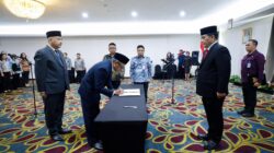 Dua Pejabat Baru Pemprov Sulut Resmi Dilantik, Gubernur Yulius : Fokus Inovasi Digital dan Kelestarian Lingkungan