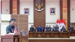 Gubernur Yulius Sampaikan LKPJ 2025: Fokus pada Kesejahteraan Masyarakat dan Konektivitas Wilayah