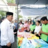 Pastikan Distribusi Aman Gubernur Yulius Tinjau Pelaksanaan Gerakan Pangan Murah di Kabupaten-Kota