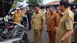 Dukung Penataan Aset Daerah, Plt Sekwan Sulut Niklas Silangen Hadiri Apel Kendaraan di Lapangan Kantor Gubernur