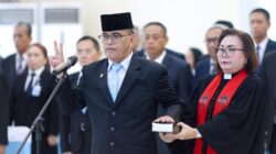 John Ismail Marentek Resmi Nahkodai Kepala BKD Sulut, Gubernur Yulius: Tugas Kita Melayani Rakyat