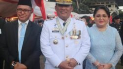 Sekretaris DPRD Sulut Niklas Silangen dan Jajaran Ikuti Upacara Detik-Detik Proklamasi Kemerdekaan Indonesia di Halaman Kantor Gubernur