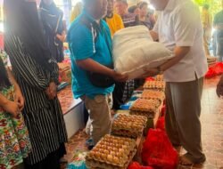 Amir Liputo Serap Aspirasi dan Salurkan Bantuan untuk Korban Kebakaran Pakowa–Aspol