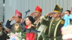 Puncak Peringatan HUT ke-62 Provinsi Sulut, Pimpinan dan Anggota DPRD Hadiri Upacara di Lapangan Kantor Gubernur