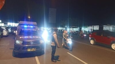 Menyapa Warga Lewat Patroli Lampu Biru, Cara Polsek Tuminting Hadirkan Rasa Aman di Jalanan
